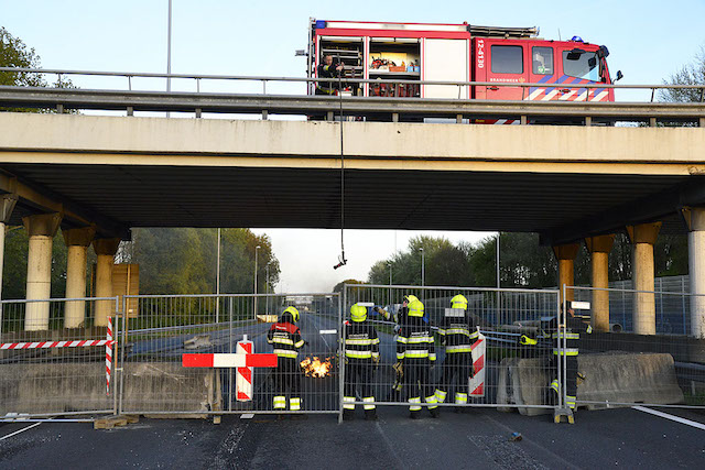 2017/85/20170423-20u29 GB 004 Buitenbrand Amsterdamse Baan.jpg